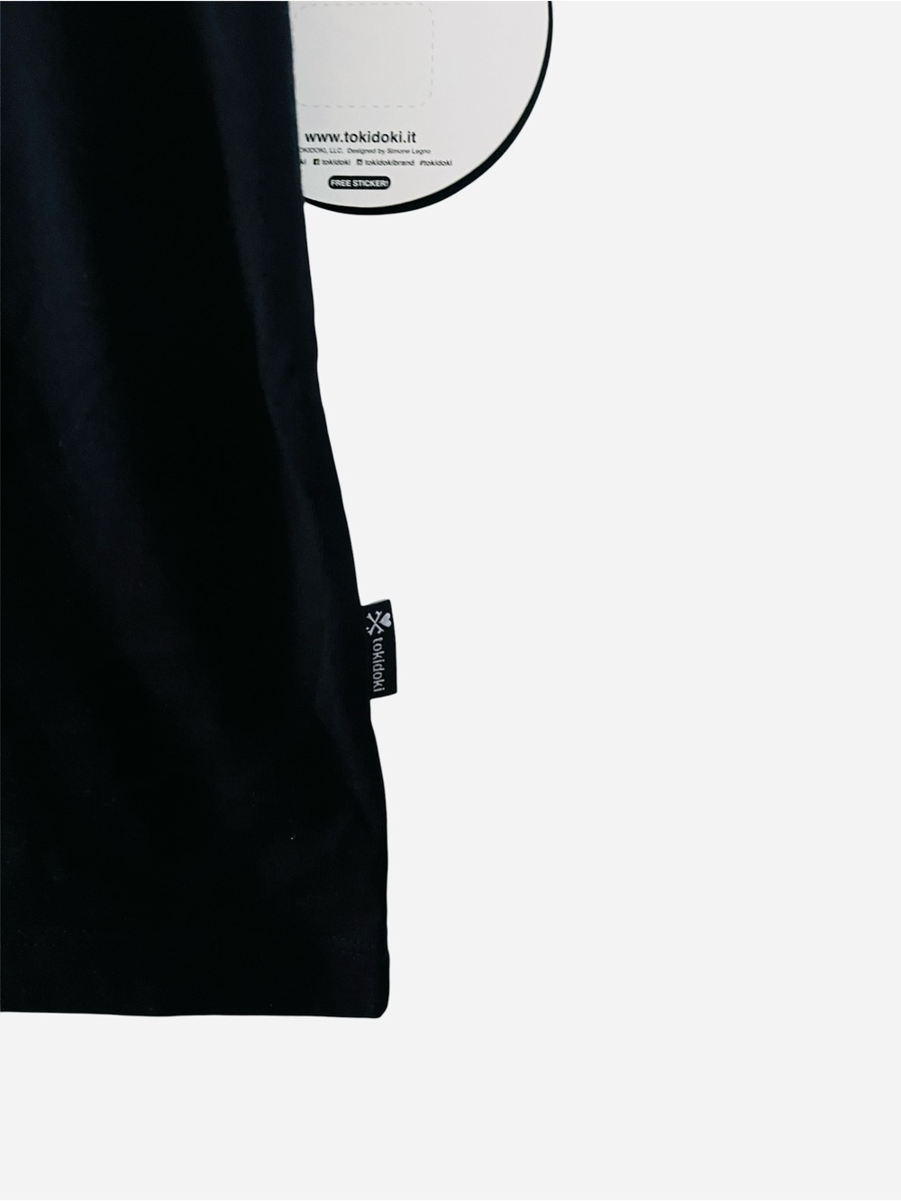 Tokidoki Bangkok Thailand Exclusive Black Graphic Heart Tee (Limited Edition) - Picture 4 of 5